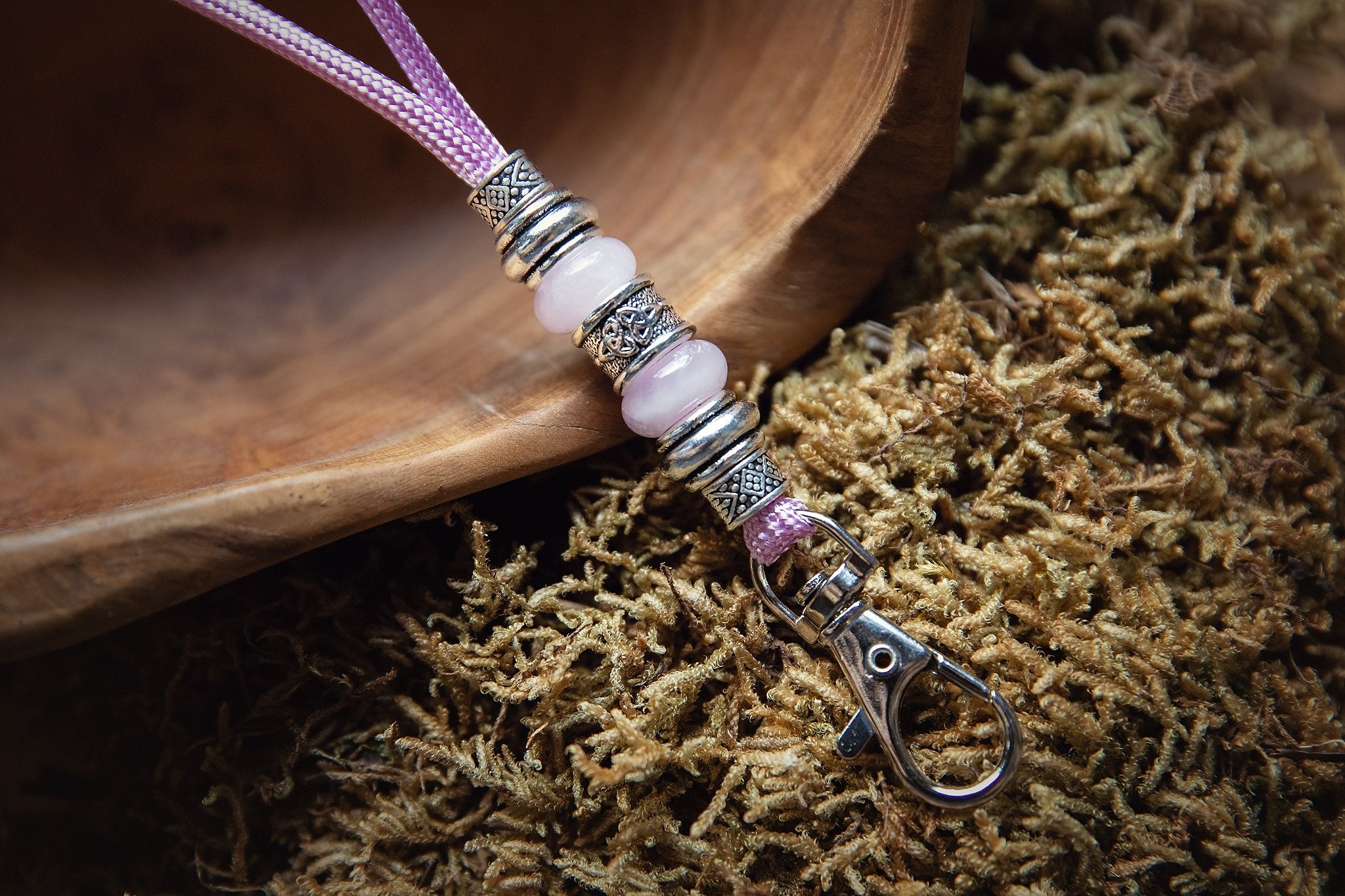 Fluitkoord Lichtroze met Rozenkwarts kralen