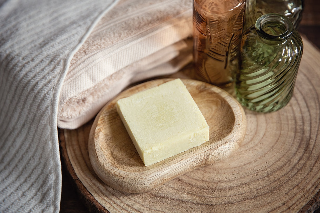 Hondenzeep Shampoo bar voor honden - Kamille (zonder gedroogde bloemen)